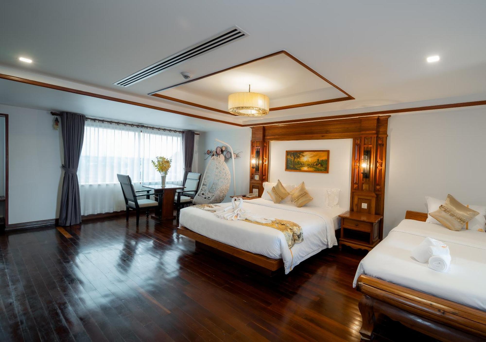 The Night Hotel Siem Reap Ngoại thất bức ảnh